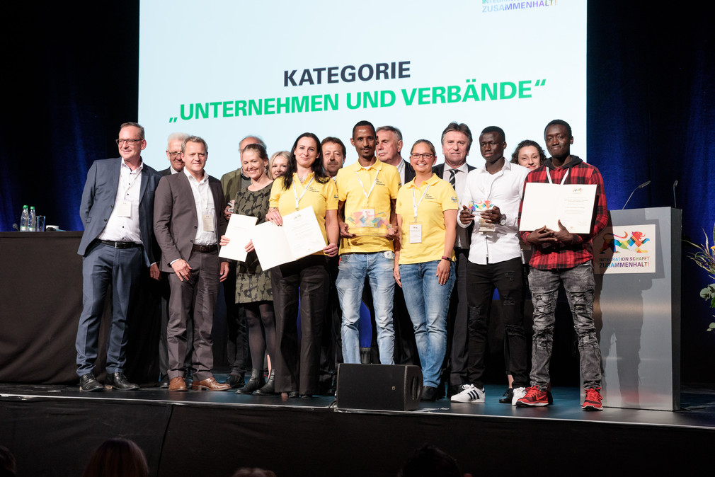 Entrepreneur initiative "Bleiberecht durch Arbeit” receives award