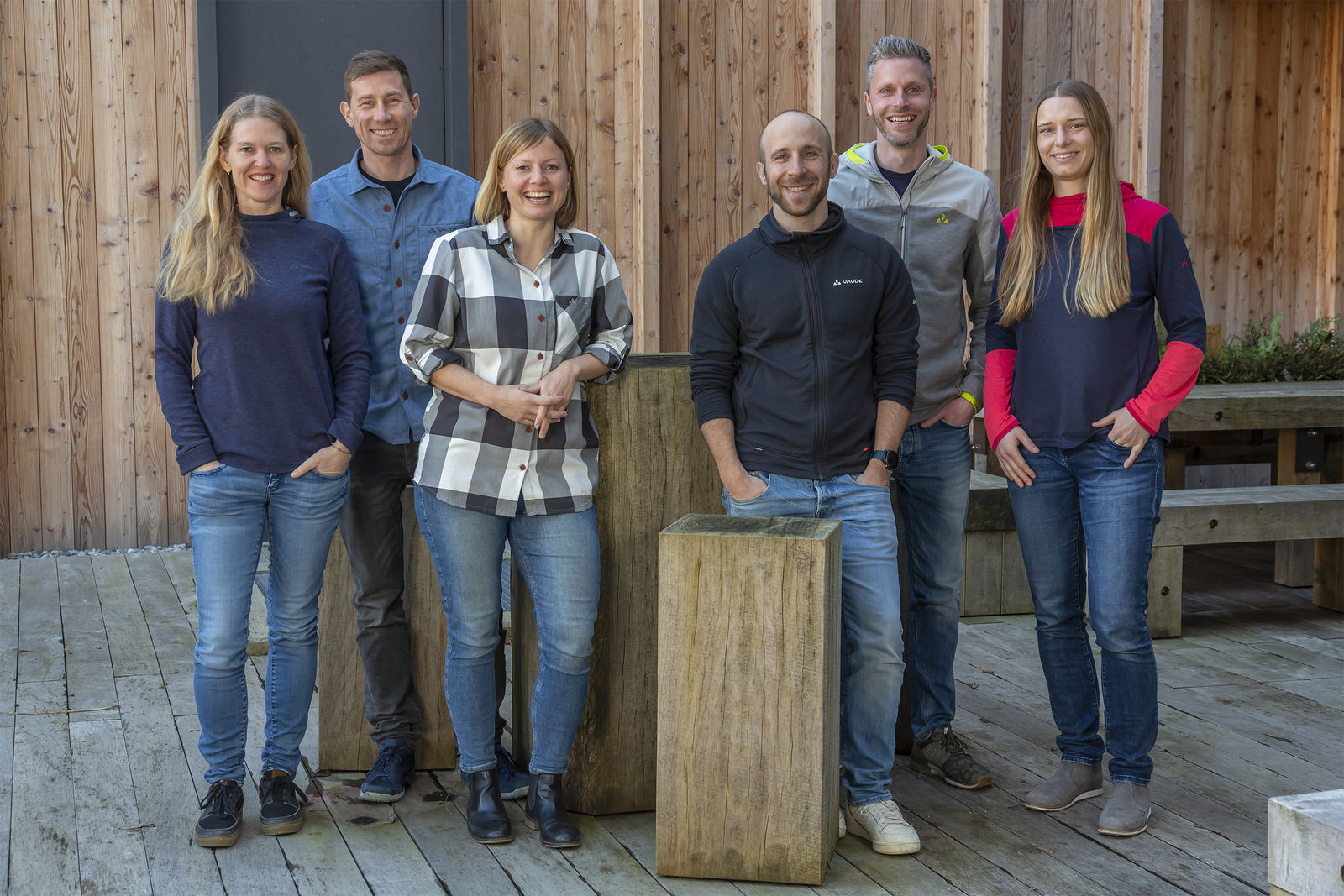 Die Führungskräfte im Marketing bei VAUDE. Von links: Antje von Dewitz, Ralf Geiger, Sonja Rupp, Manfred Meindl, Matthias Unflat und Tina Jauch. 